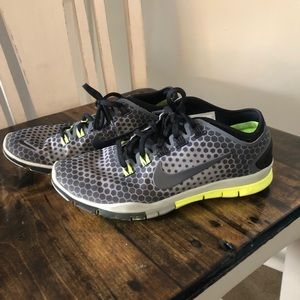 Nike Free TR Connect 2 - Size 6.5